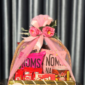 Snacks Basket in Pink Theme
